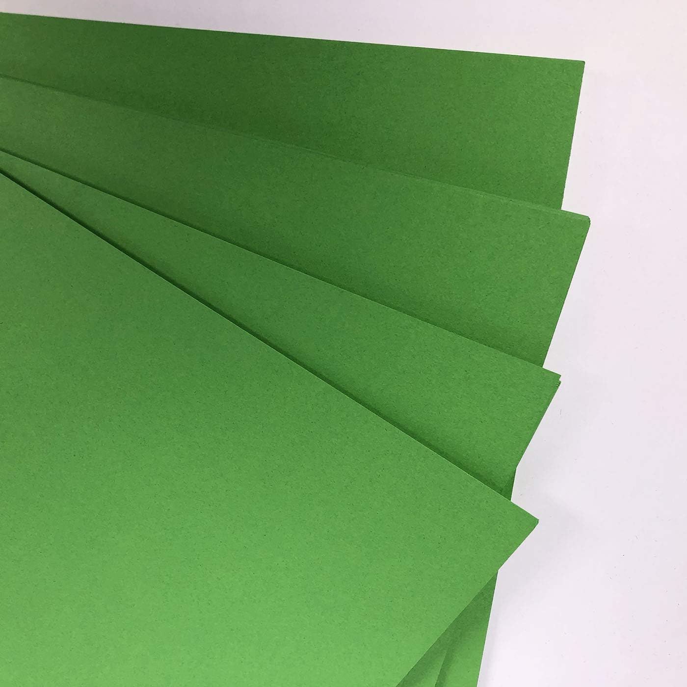 A4 Green Card - 50 Sheets, 160gsm Dark Green Coloured Cardstock for Printer & Photocopier