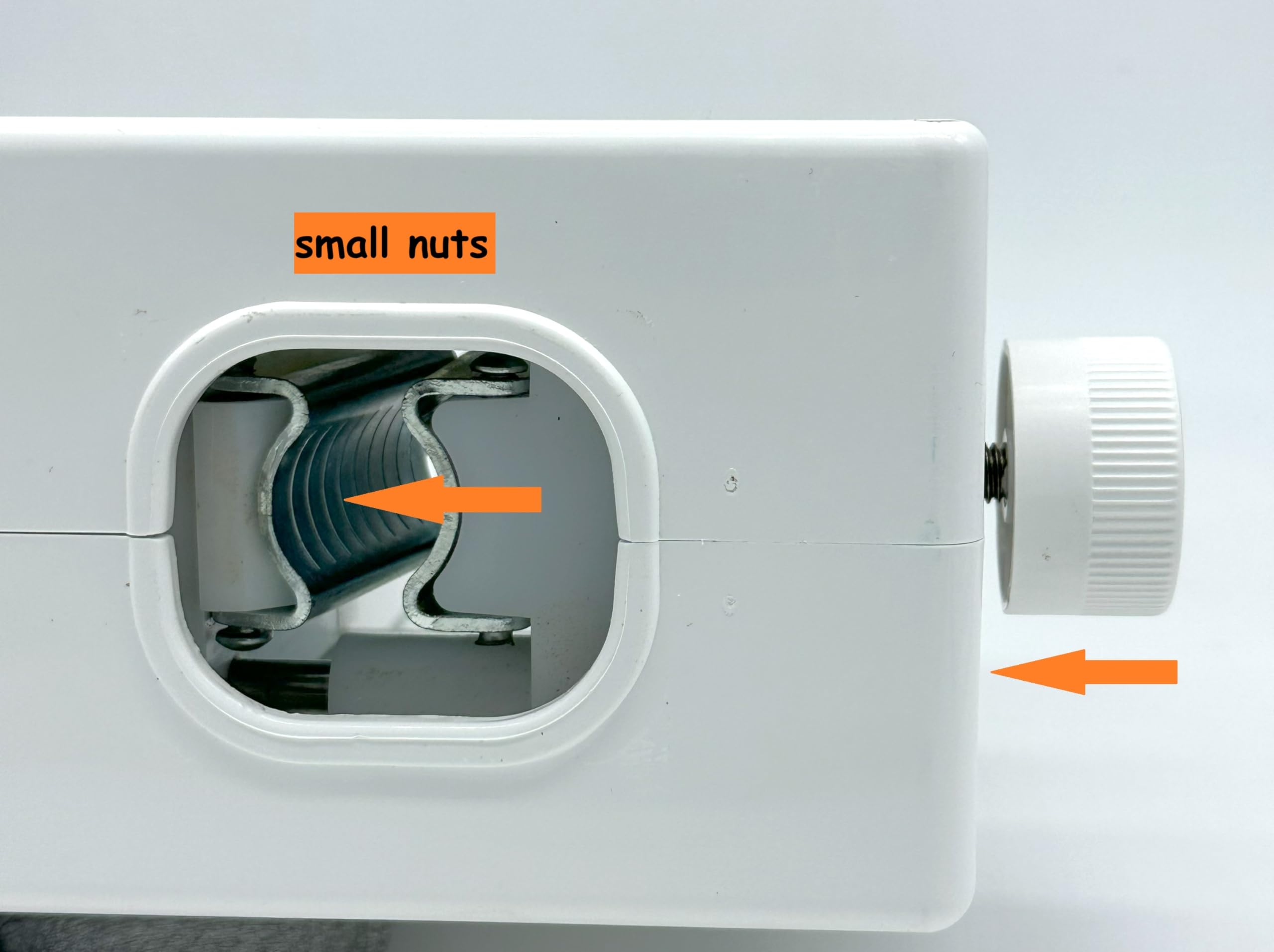 Pelamatic - Máquina Eléctrica para Pelar y Partir Almendras, Nueces y Avellanas | Modos Manual y Automático | Regulador de Tamaño | Fácil de Limpiar, Blanco, Plástico