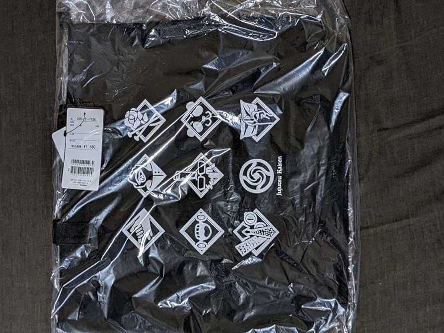 新品⬛︎Ground Y⬛︎呪術廻戦⬛︎ショルダーバッグ⬛︎2023⬛︎ブラック 呪術廻戦』魅せ窓☆ショルダーバッグ （特製アクリルチャーム