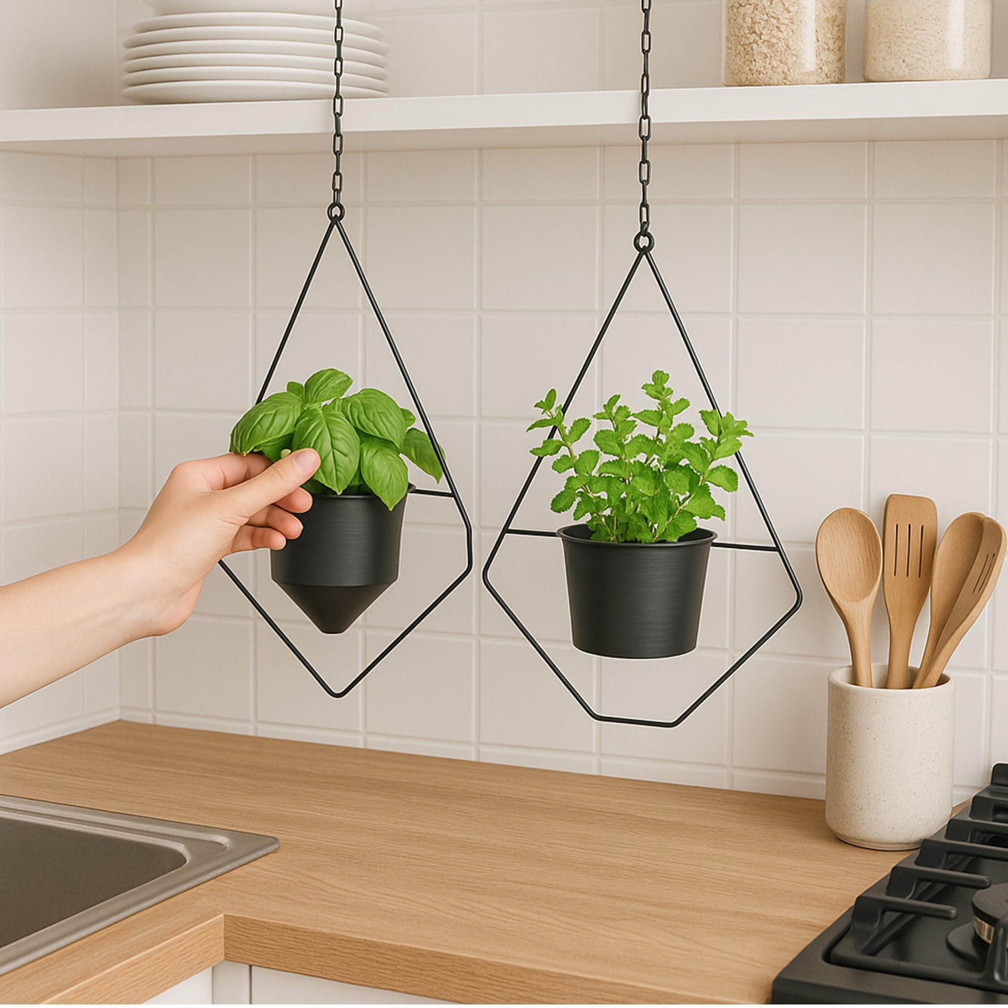 alma home Macetero colgante negro – Juego de 2 maceteros colgantes para interior y exterior, decoración de pared de metal para plantas con gancho y extensión de cadena