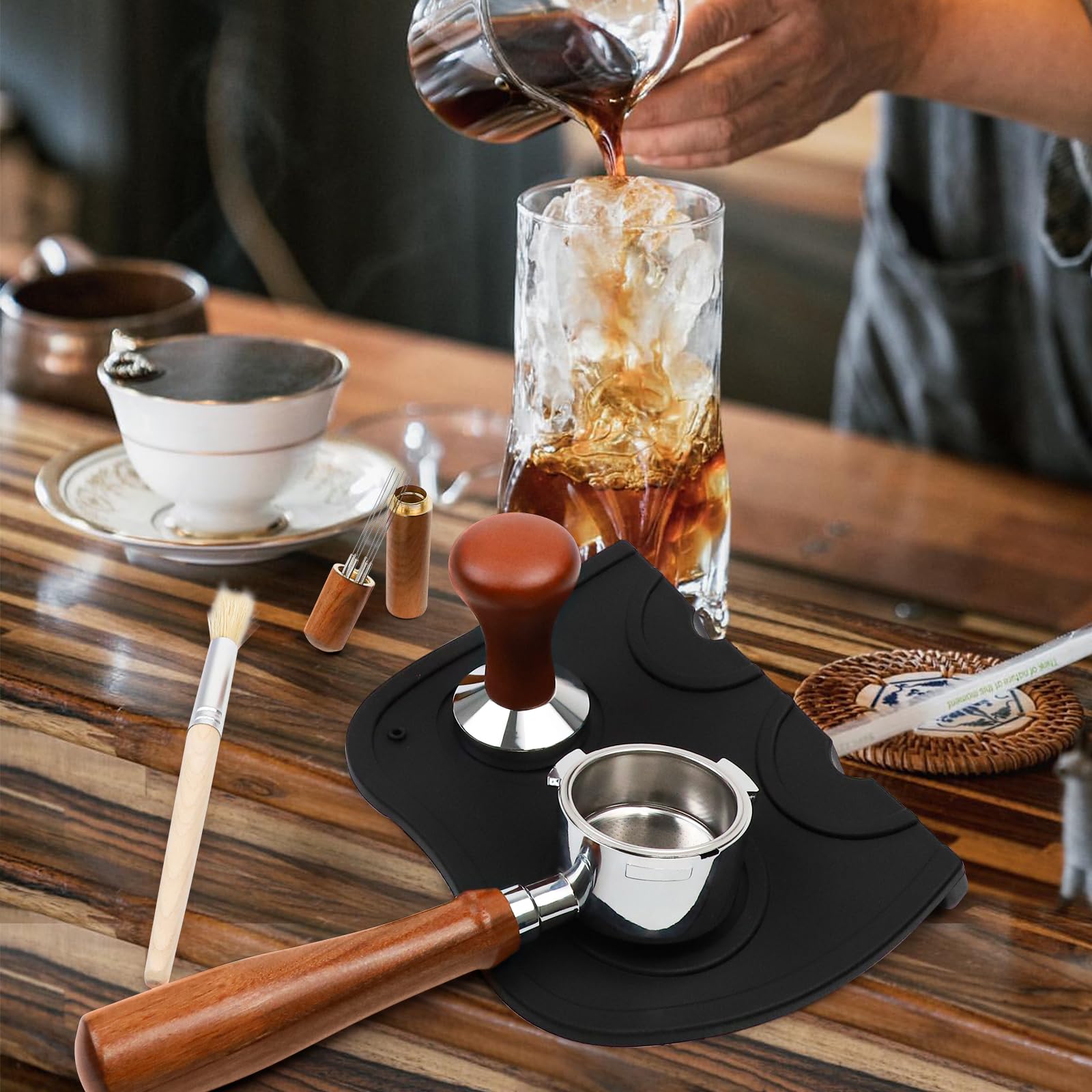 Prensadores de Café, 51mm Filtro Portafiltro Café sin Fondo, Agitador de Café expreso, 5 agujas, Tamper Prensadores de Café con Alfombrilla Cafe, Madera Café Tamper Espresso Kit Set