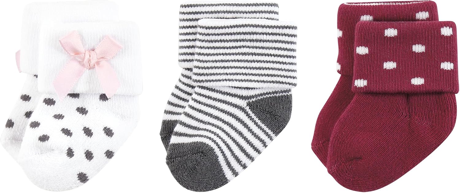 Hudson Baby Unisex Baby Caps, Mittens and Socks Set