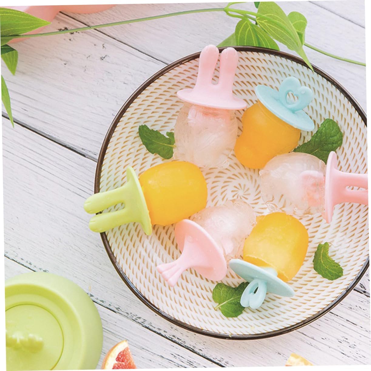 4sets Silicone Molds Cute Animal Shaped Ice Cream Makers for Treats Food-grade Silicone Easy to Use and for Homemade Ice Cream Yogurt and Pudding