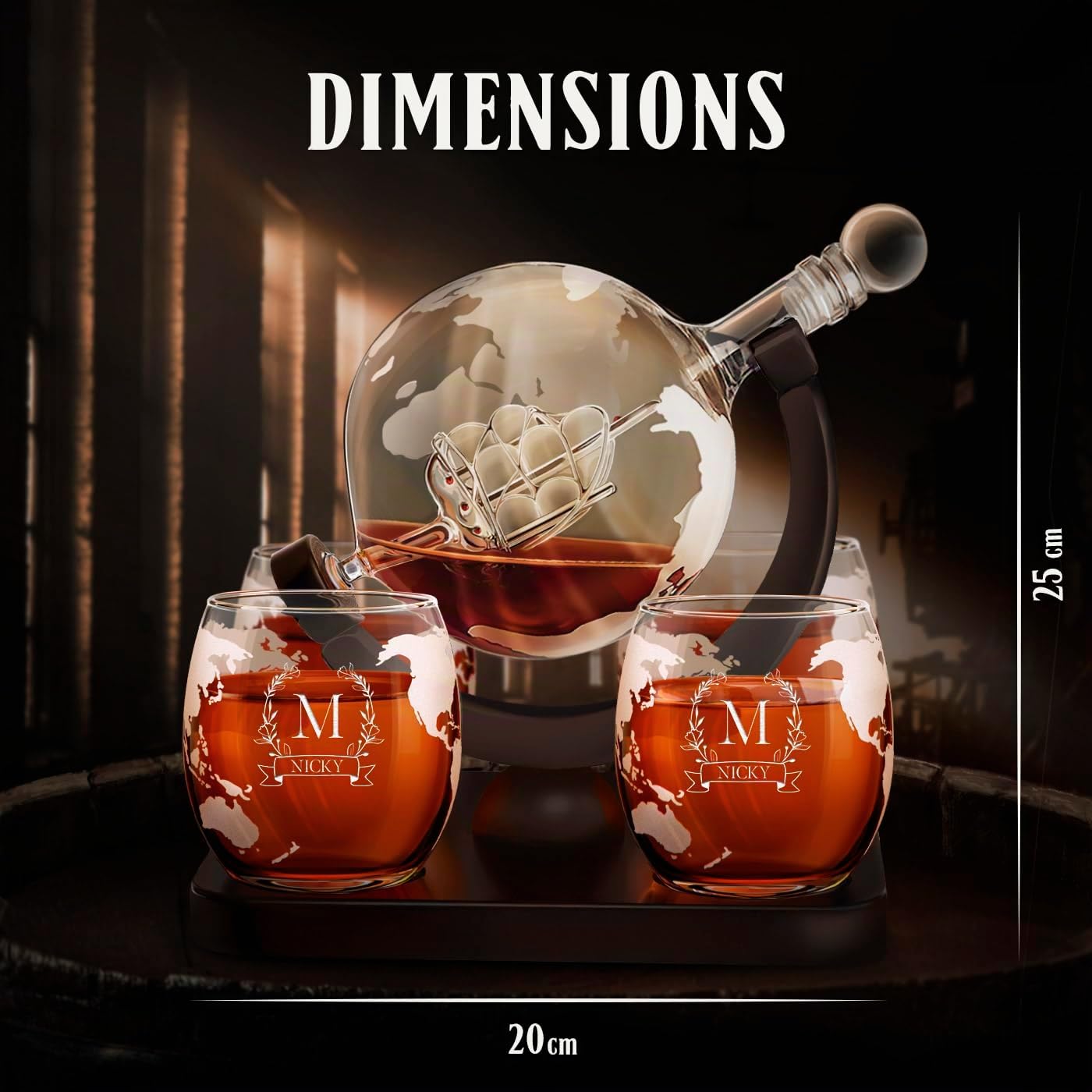 Maverton Ensemble de Carafe avec 4 Verres Gravés - Cadeau couples - 850 ml Carafe Globe - Motif