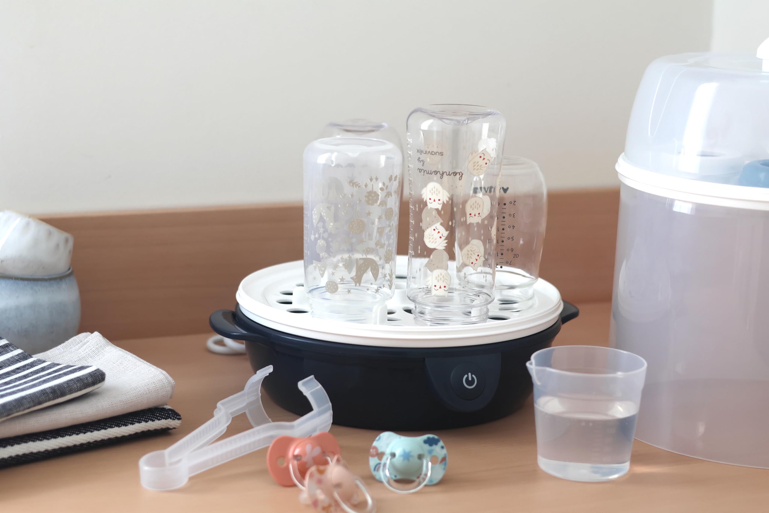 Béaba Sterilizzatore per biberon 2 in 1, Evolutivo, elettrico a vapore, 2 in 1, 2 scomparti, fino a 8 biberon e accessori, ultra rapido, timer, Steril'Express, blu notte