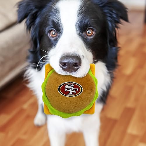 Miniatura 4 de Pets First NFL SAN Francisco 49ERS - Juguete chirriante de hamburguesa de queso para perros y gatos, juguete de peluche para perros y gatos con