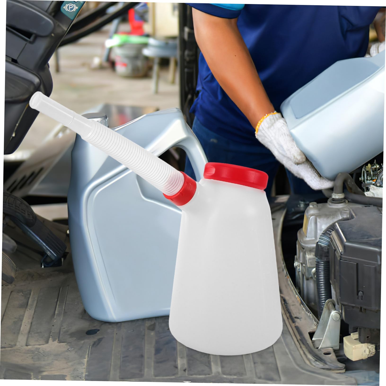 ORFOFE Broc Verseur Gradué Huile Moteur avec Long Bec pour Injection Précise Distributeur Huile Plastique pour Voiture Moto et Bateau Outil Multifonction pour Entretien Réutilisable