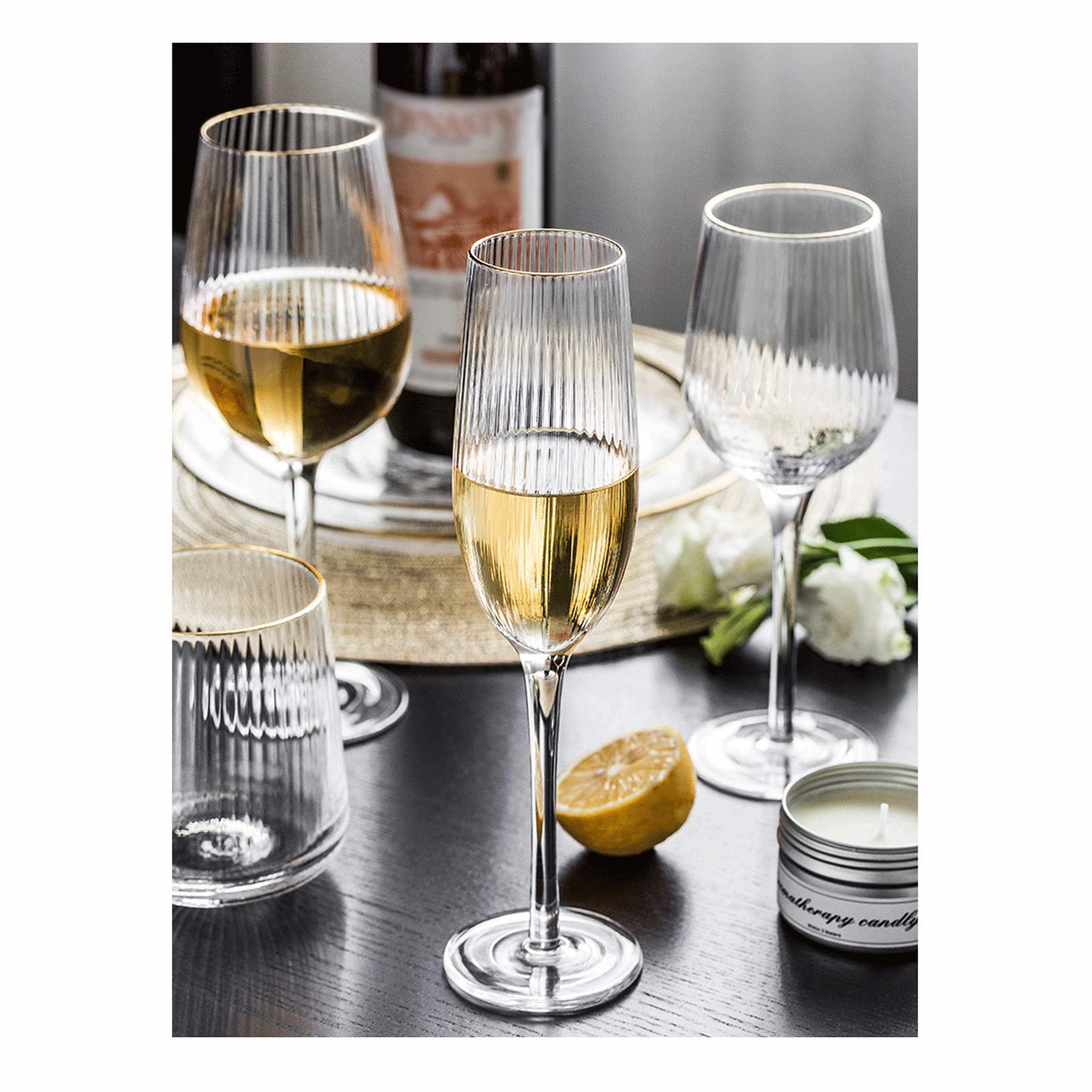 Flûtes à champagne Flûtes à champagne (4 pièces) Clarté cristalline, conception de tour classique et sans couture - Verre sans plomb, passe au lave-vaisselle, facile à nettoyer. Verres à Champagne