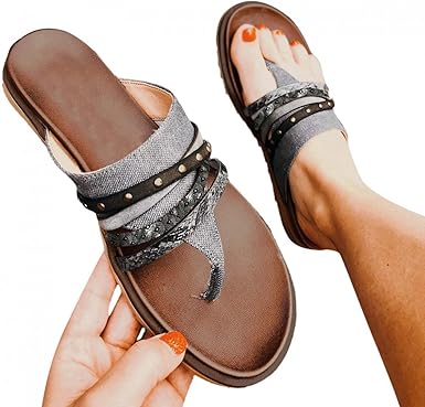 wide width casual sandals