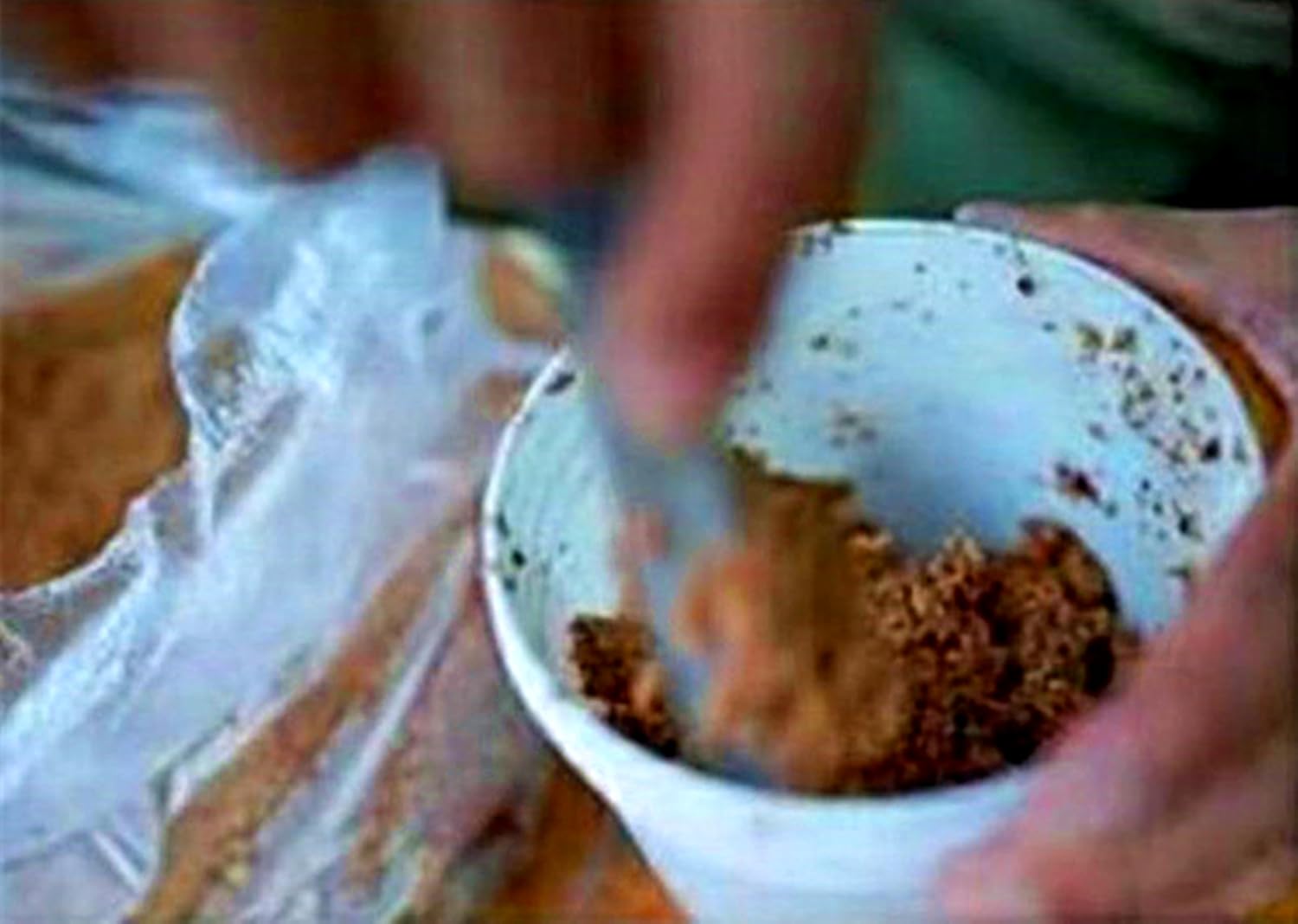 SHANHAITONGWAN 250g Shoemaking Cobbler Sole Soften Cork Filling Natural Oak Particles Materials, As picture show