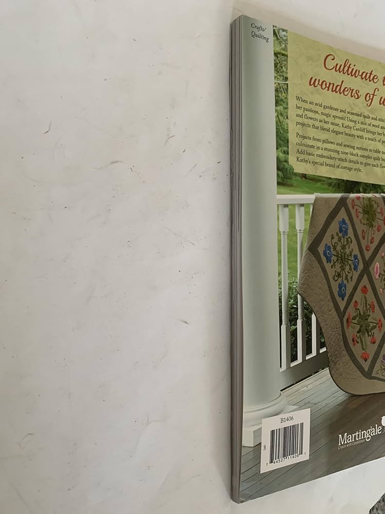 A Cottage Garden: Stitch and Enjoy a Bounty of Beautiful