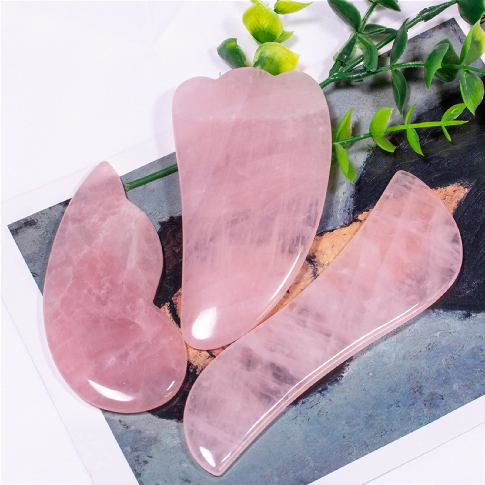 Piedra de cuarzo rosa Natural puro, tabla de raspado Gua Sha, masajeadores corporales for el cuello y la cara, herramienta terapéutica y de renovación de la piel decoración de la habitación ( Color :