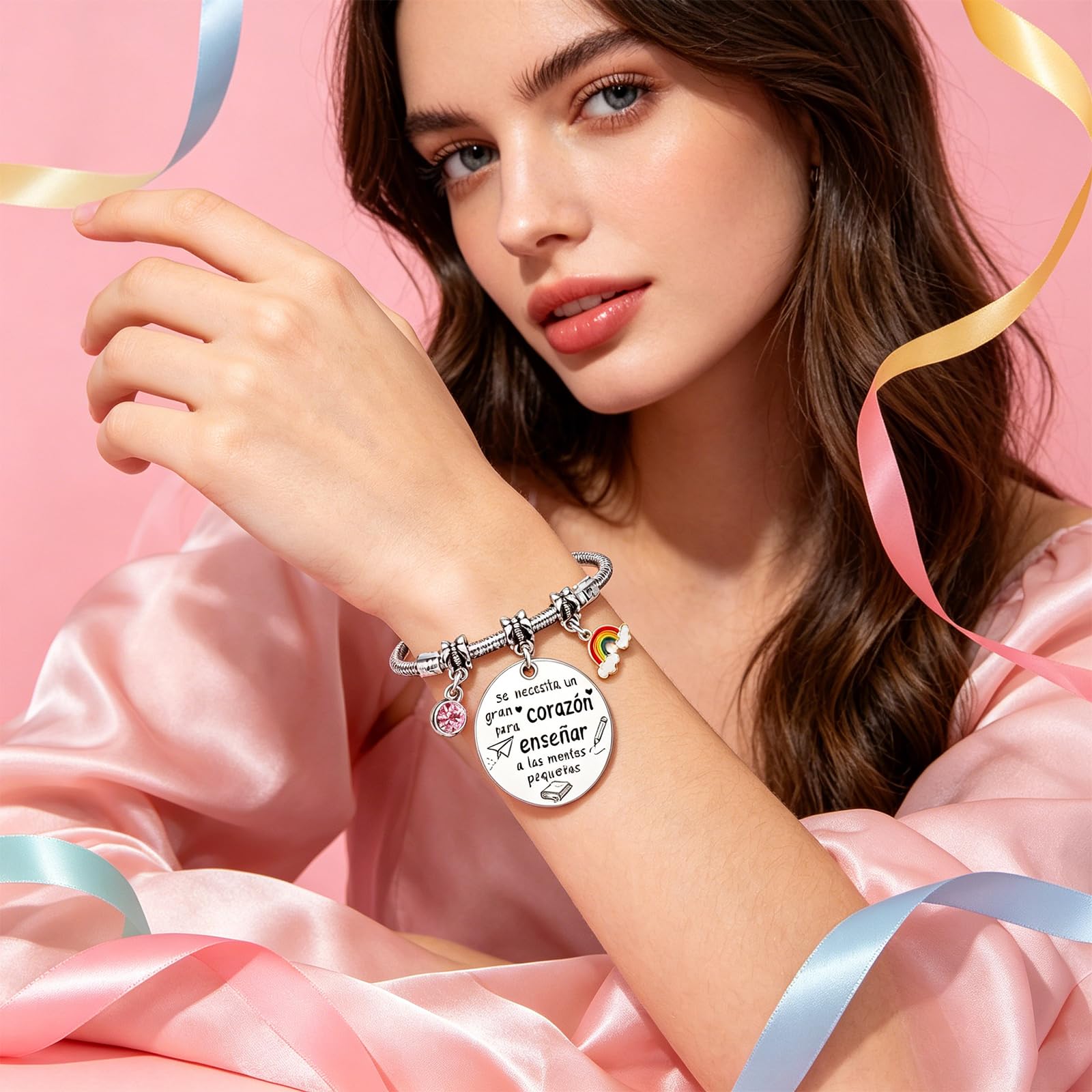 Pulsera ajustable con colgante grabado regalo profesora infantil
