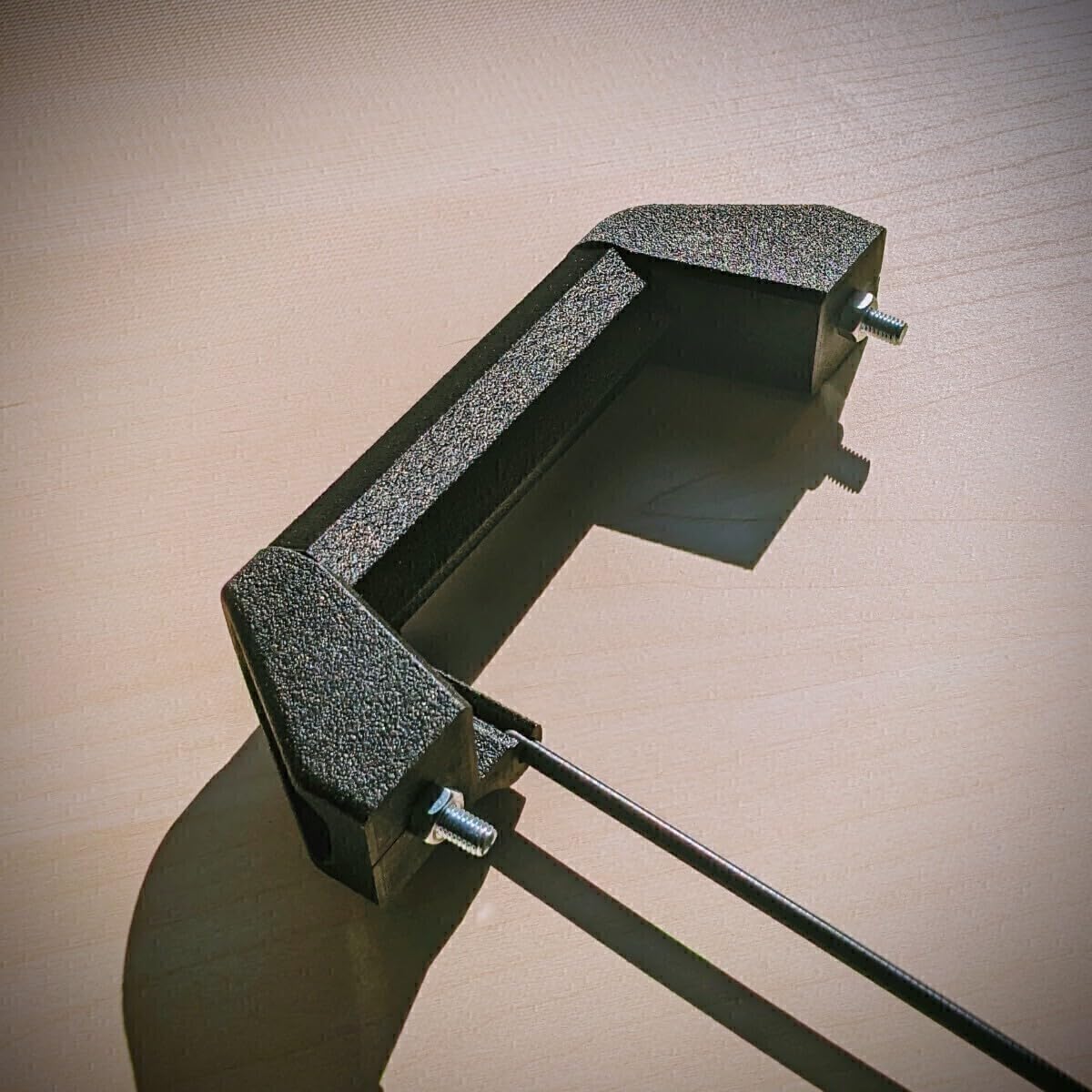 ジムニーJB64JB74用グリップ一体型リアゲートオープナーブラック