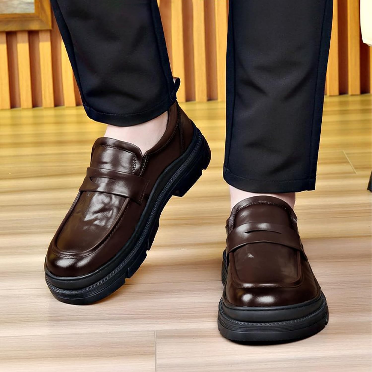 Men's Wrinkled Leather Platform Loafers Fashion Round Toe Lug Sole Low Block Heel Slip on Business Dress Shoes Comfortable Non-Slip Work Office Casual Shoes