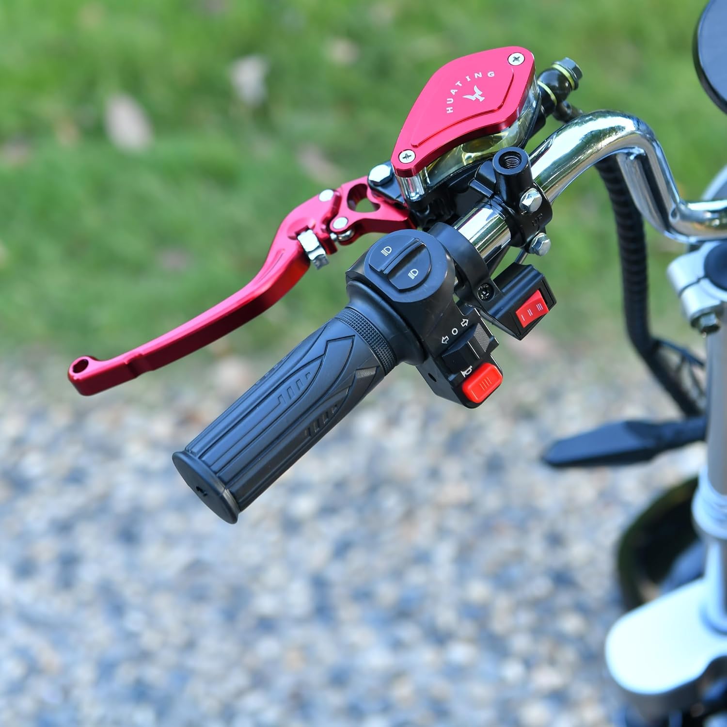 eHoodax EBX10 Mobility Scooter handlebar controls, close-up