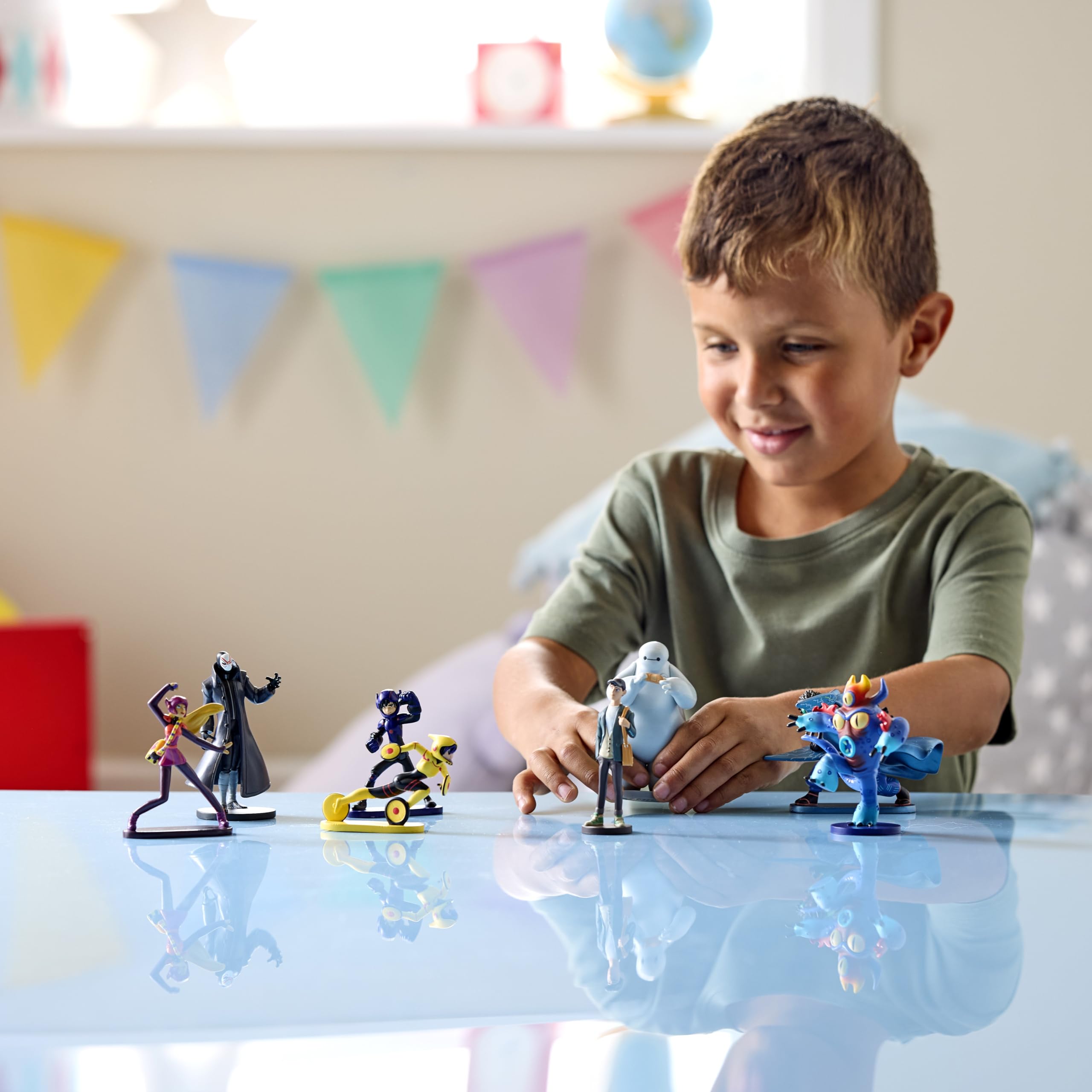Disney Store Official Big Hero 6 Figure Set, 8 Toys including Hiro, Baymax, Go Go, Honey Lemon, Wasabi, Fred, Tadashi - Image 3