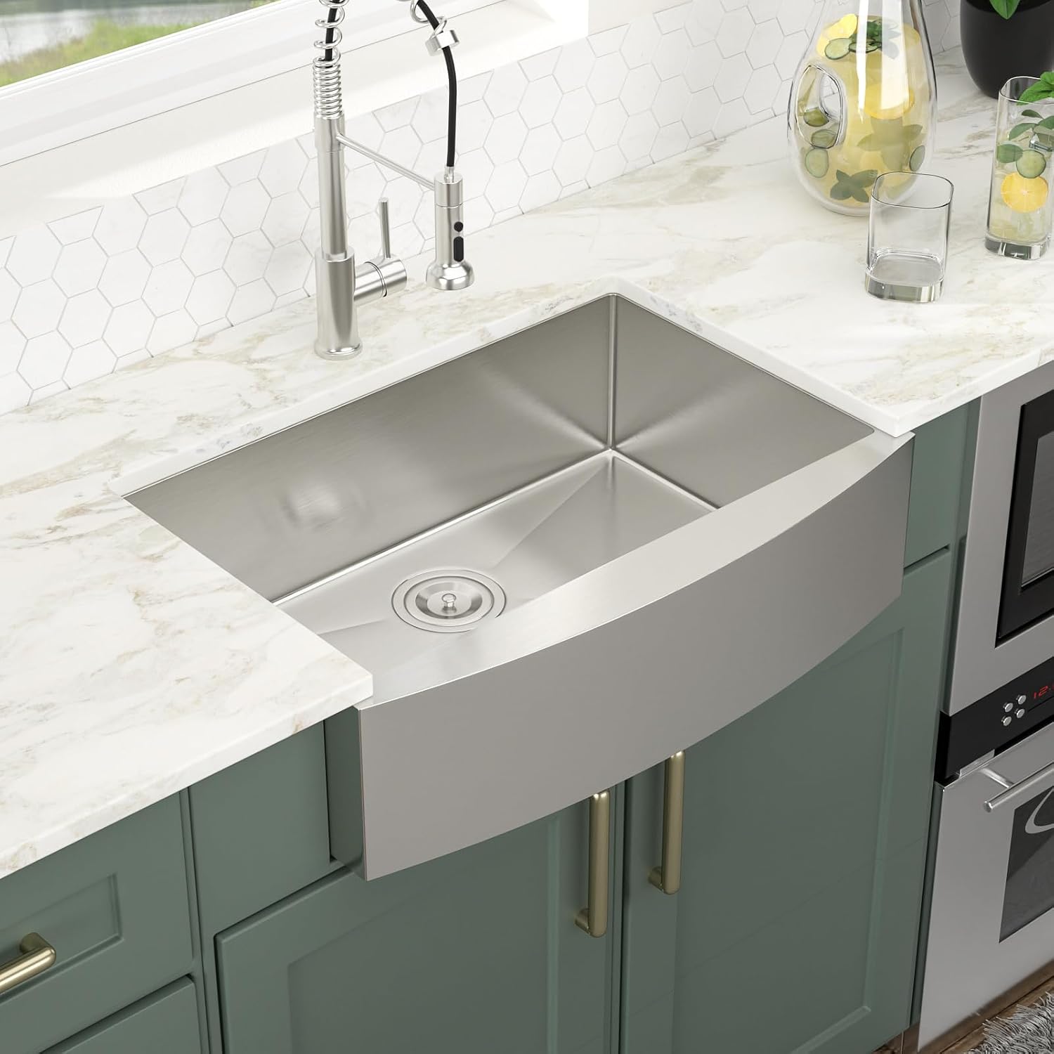 Logmey 30x20 Curved Apron Front Farmhouse Sink Stainless Steel 16 Gauge Heavy Duty Single Bowl Sink,Farmhouse Vintage Style Apron Sink for Daily Home Kitchen & Kitchen Remodel,30x20x9 Inch