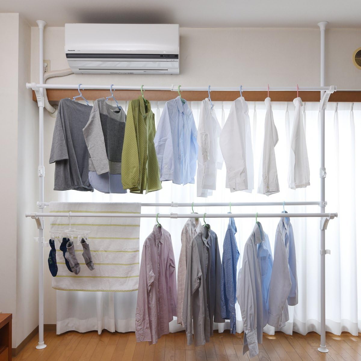 山善(YAMAZEN) 突っ張りハンガーラック 衣類収納 幅120-210cm 耐荷重 45kg ダブル 布団も干せる 縦横伸縮 引っ掛け棒付属 組立かんたん ホワイト WJM-3(WH)
