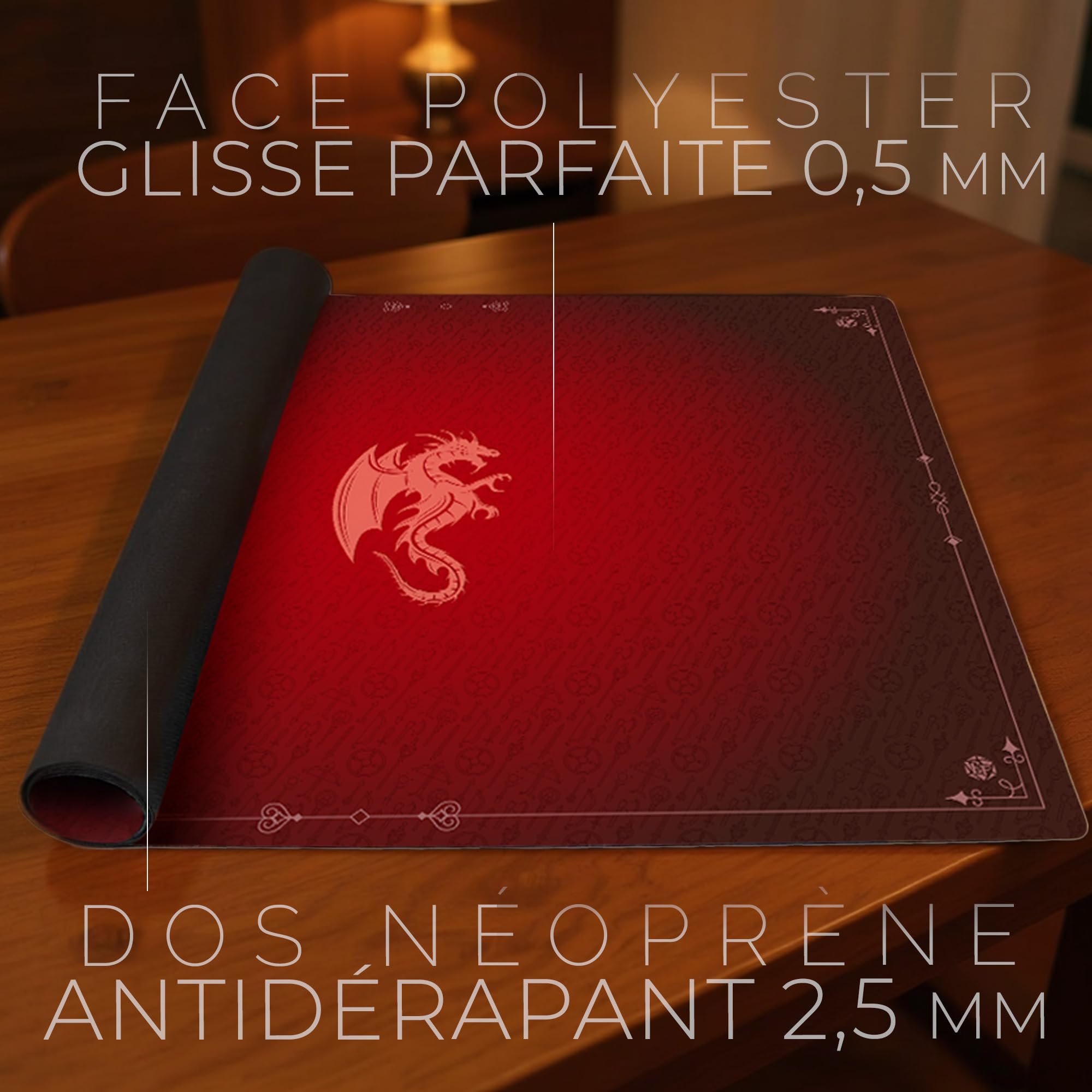 Epic Forge -Tapis de Jeu Neoprene 90 x 70 cm Dragon Rouge Grenat