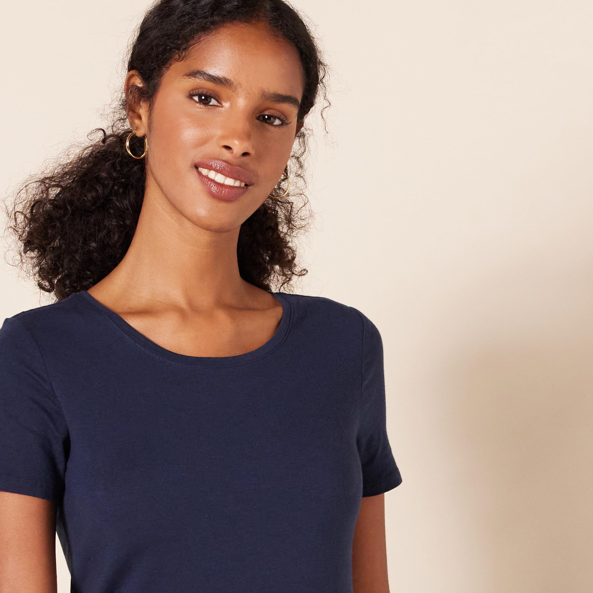 Amazon Essentials Women's Regular-Fit Short-Sleeve T-Shirt (Crewneck and V-Neck Options), Multipacks — view 157