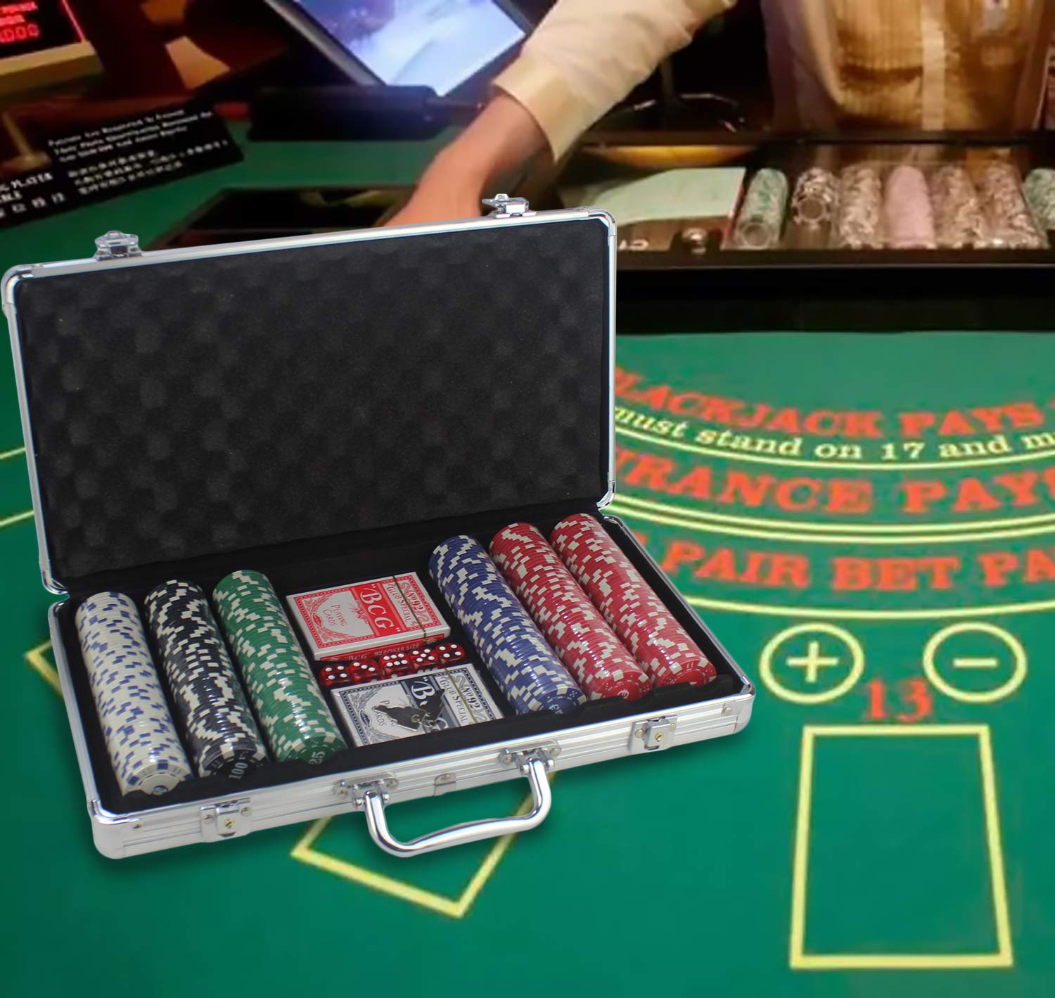 MASMAS Set de Poker/Póquer, Texas Holdem, Blackjack Completo con Maletín de Aluminio, Juego de Fichas Plástico, Mini Casino Portátil, Accesorios de Baccarat, Juegos de Mesa y Entretenimiento