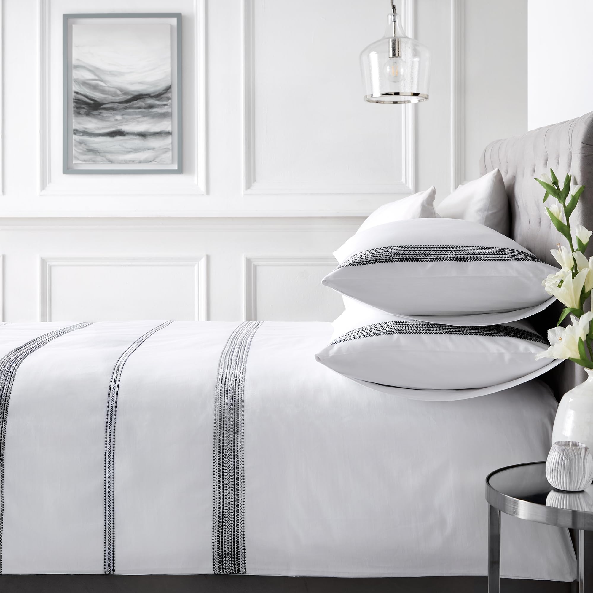 Appletree Embroidered Duvet Cover – White with Black Detailing – Double Size (200 x 200cm) – 100% Cotton – 200 Thread Count – 2 Pillowcases – Hotel-Style Luxury Bedding
