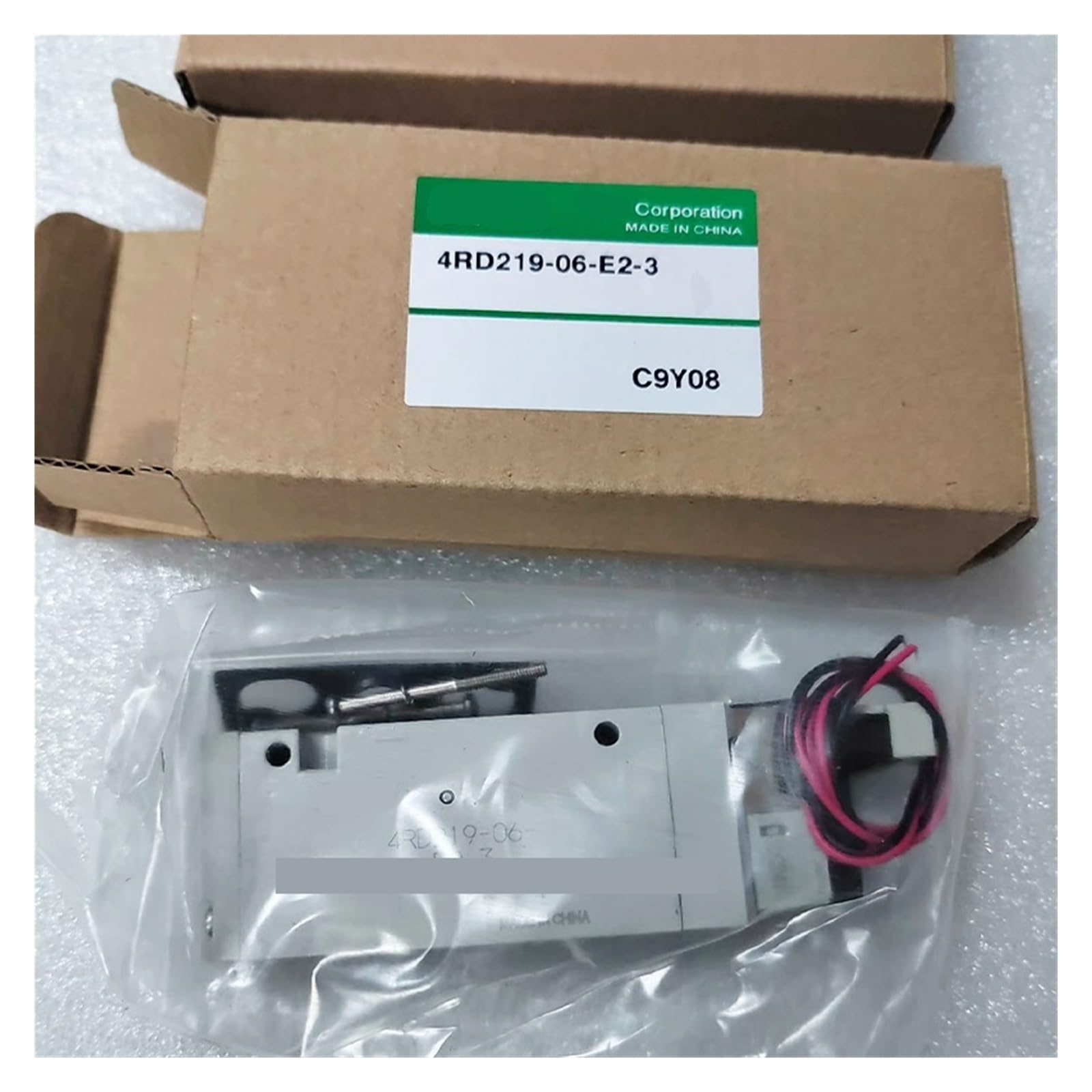 LEOTNNDQ 4RD219-06-E2-3 DC24V Solenoid Valve