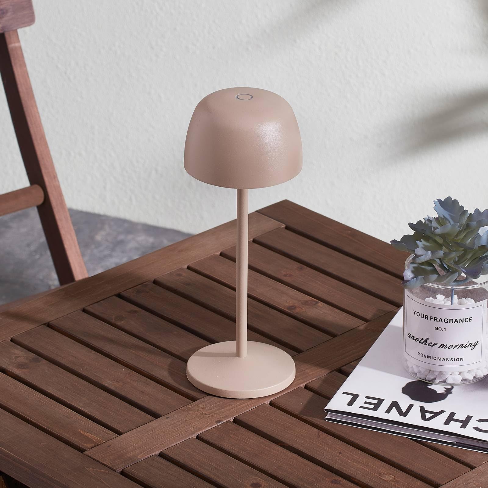Lindby Dimmbare LED Akku Tischlampe kabellos mit Touchsensor, aufladbar tragbare Tischleuchte für innen außen Outdoor IP54 Lampe Garten