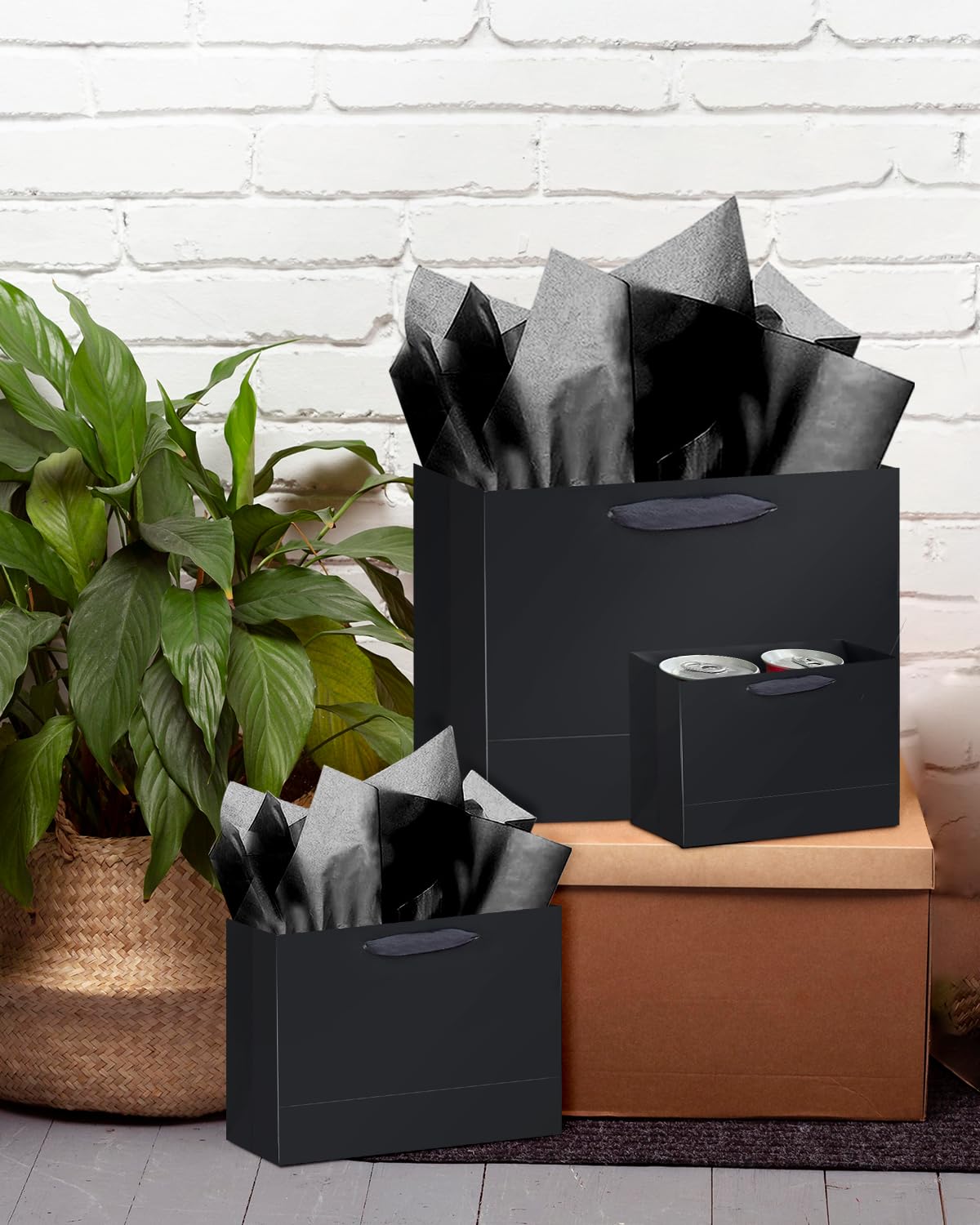 qiqee 10PCS Black Gift Bags with Ribbon Handles Mulit Assorted Sizes Gift Wide Bags (2pcs Large 13", 4pcs Medium 9.6", 4pcs Small 6.3",Tissue Paper)