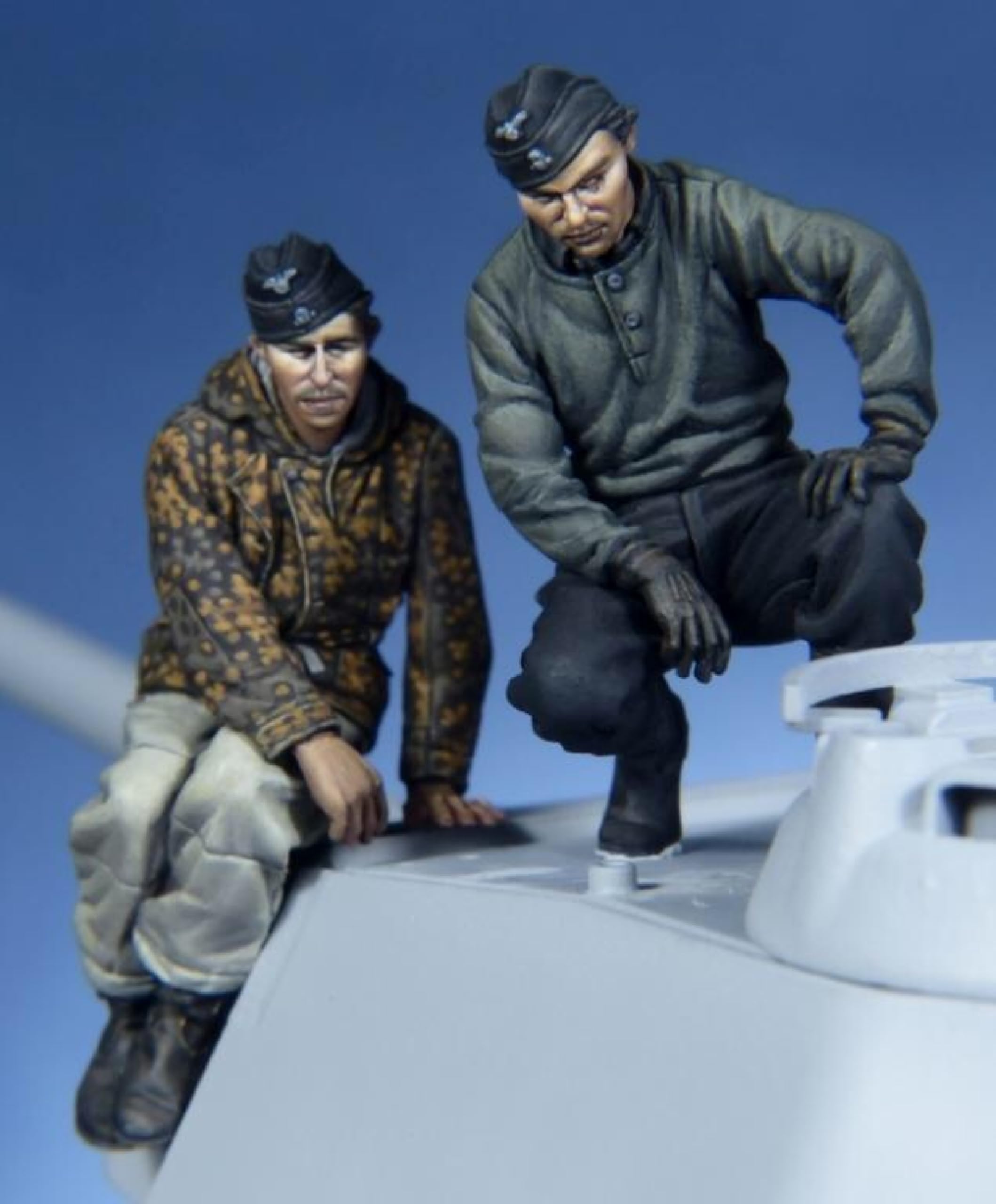 TRUEGRIS 1/35 WWII German Tank Soldier Resin Model Kit Unpainted and Unassembled (4 people, no tank) //k5w3J8