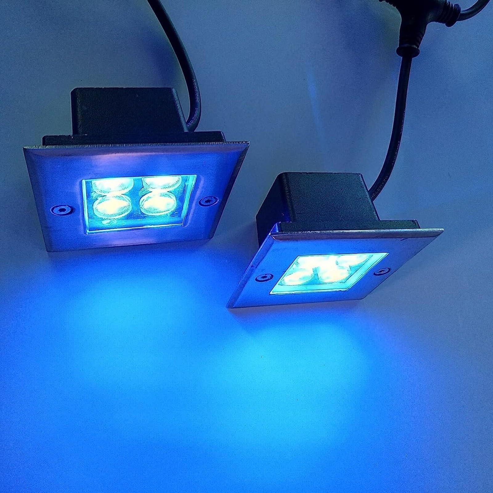 Kwadratowe pochowane światła LED - oświetlenie krajobrazu podłogowego, wodoodporny reflektor IP65, zewnętrzne oświetlenie wpuszczane, na taras do ogrodu, oświetlenie ścieżek basenowych (niebieskie