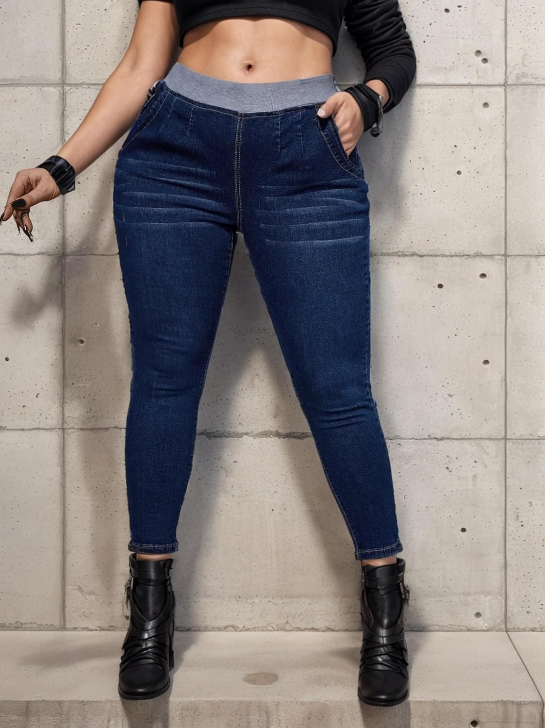 Women's High-Waisted Skinny Jeans, Dark Blue Wash, Size Medium - Image 5