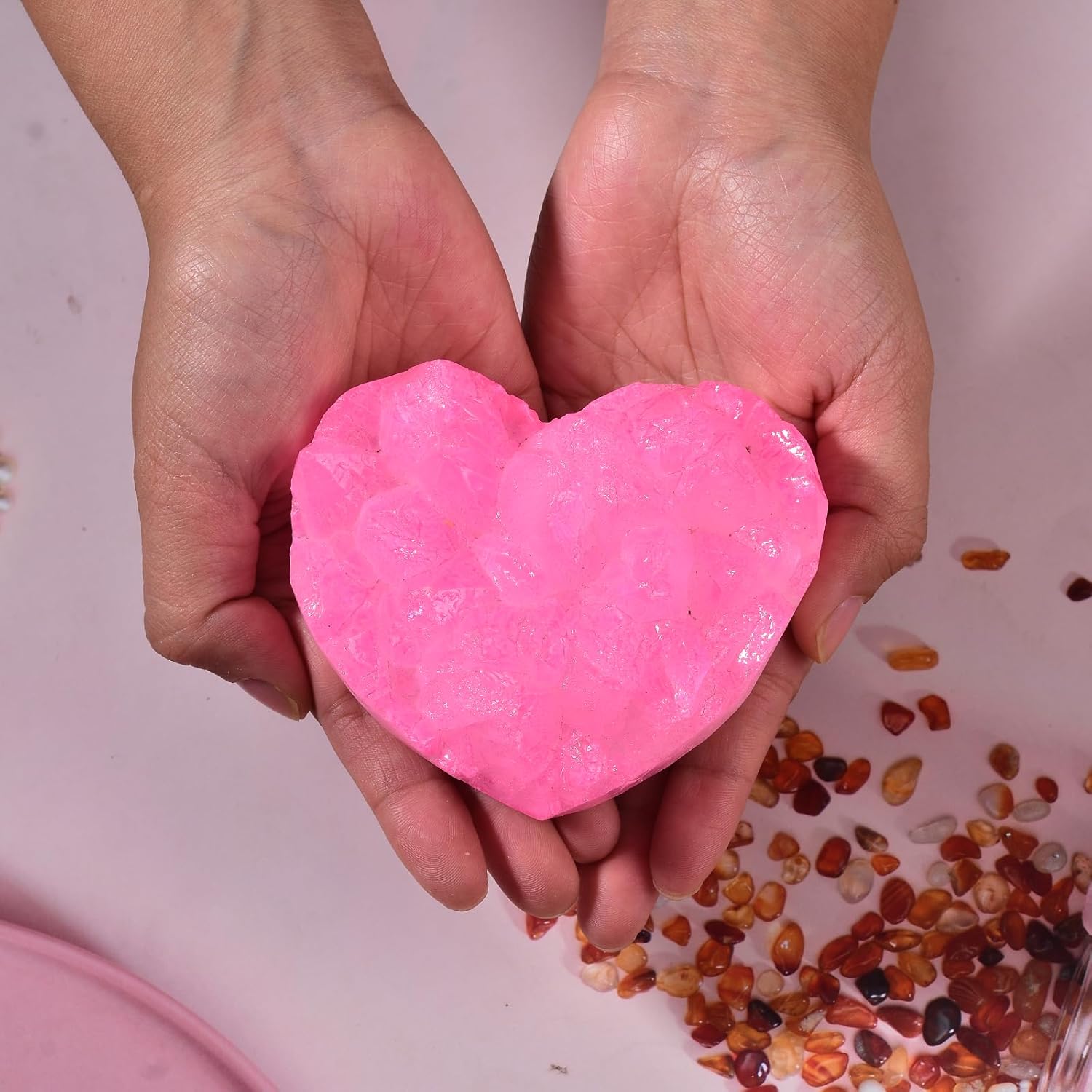 JIC Gem Large Pink Titanium Coated Heart Crystal Cluster Geode Healing Crystals Heart Shaped Rocks with Crystal Display Stand Home Decor Reiki Meditation 3.54-3.93 inch