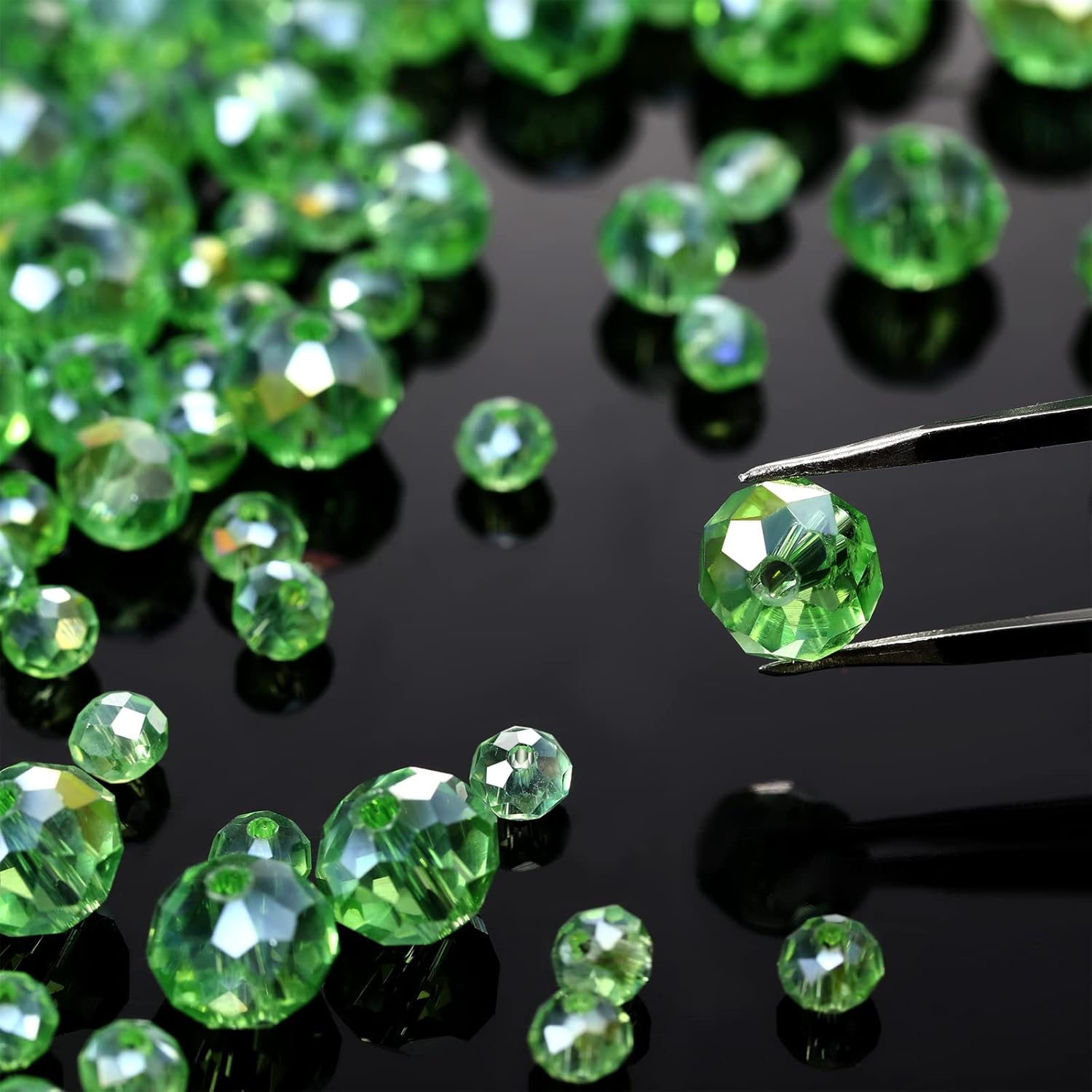 WILLBOND 600 Pcs Crystal Glass Beads for Jewelry Making Bulk Suncatcher Faceted Rondelle Loose Gemstone for Valentine's Day, Irish Holiday, Easter Bracelet DIY Crafts 8mm, 6mm, 4mm(Green) - Image 4