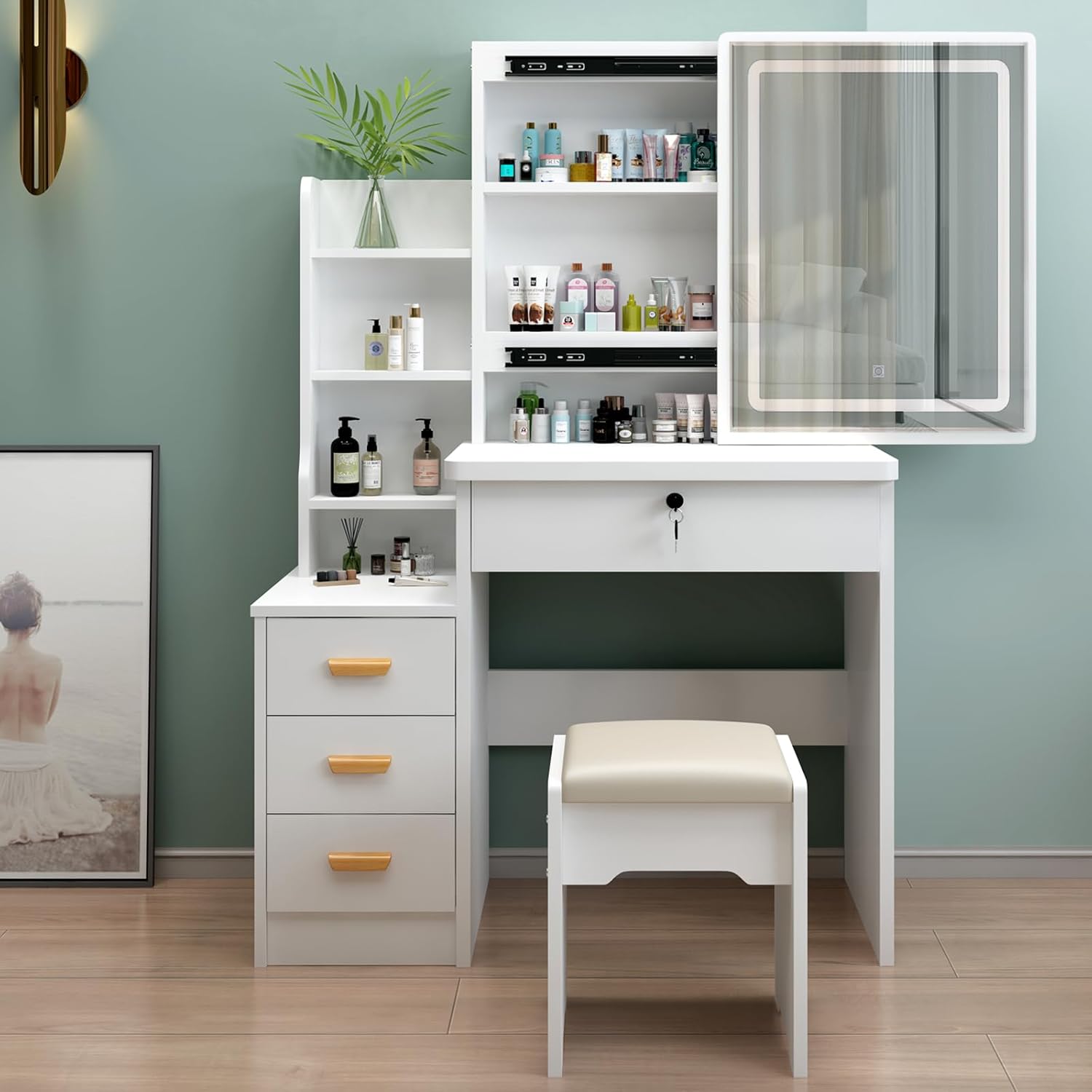 Jaheli Vanity Desk