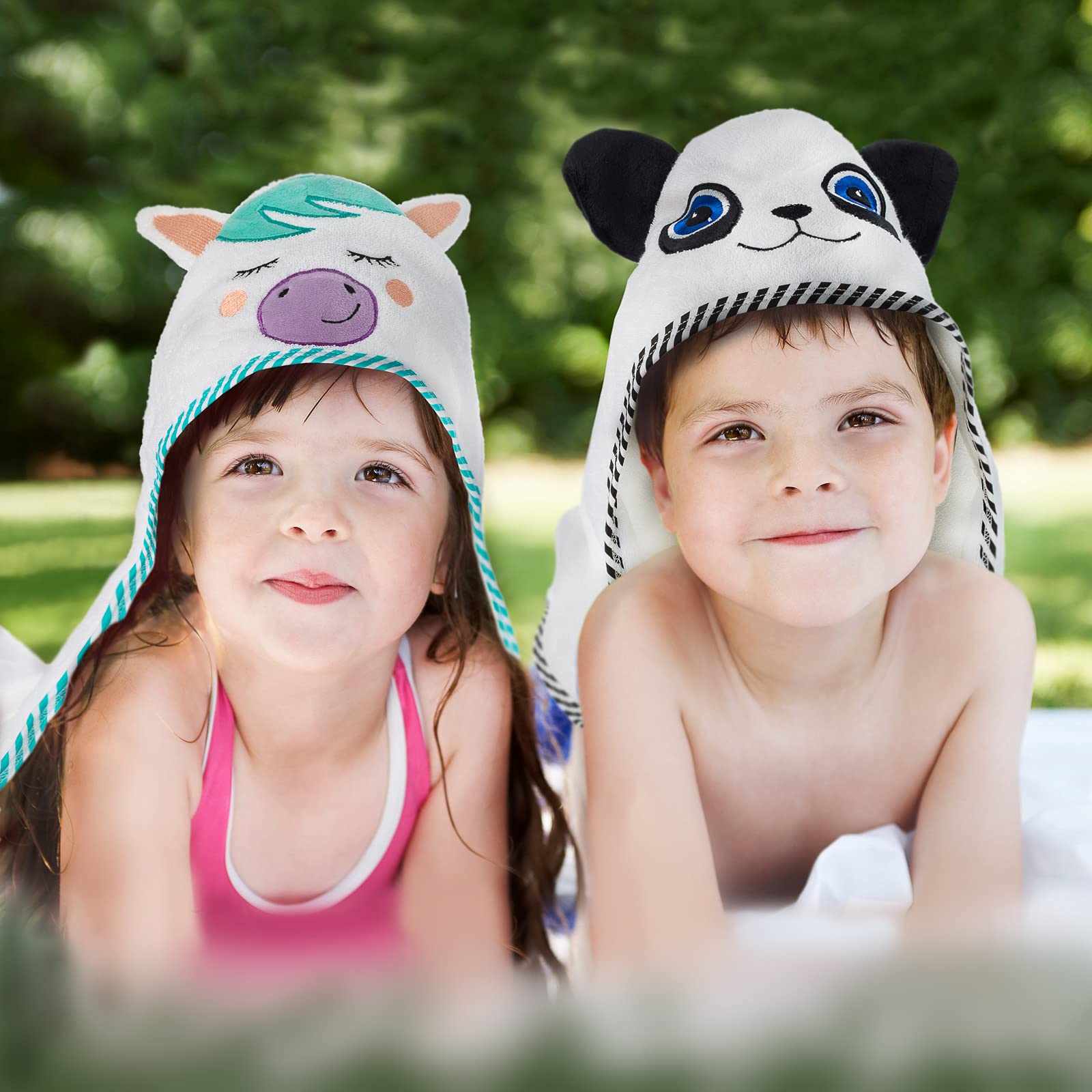 Toalla Bebé con Capucha Capa Baño Infantil 100% Algodón Diseñado en España Regalo Recién Nacido Niñas Niños de 1,2,3,4 y 5 años Unisex 90X90 cm Suave Absorbente 0-5 Años Pony