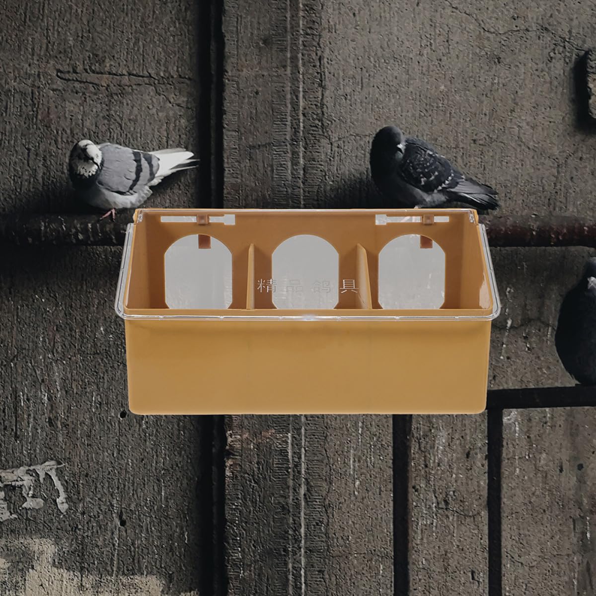 Comedero Colgante Fácil de Limpiar E Instalar para Pájaros de Plástico 2 Piezas Marrón Adecuado para Jaulas de Mascotas y Alimentación de Aves
