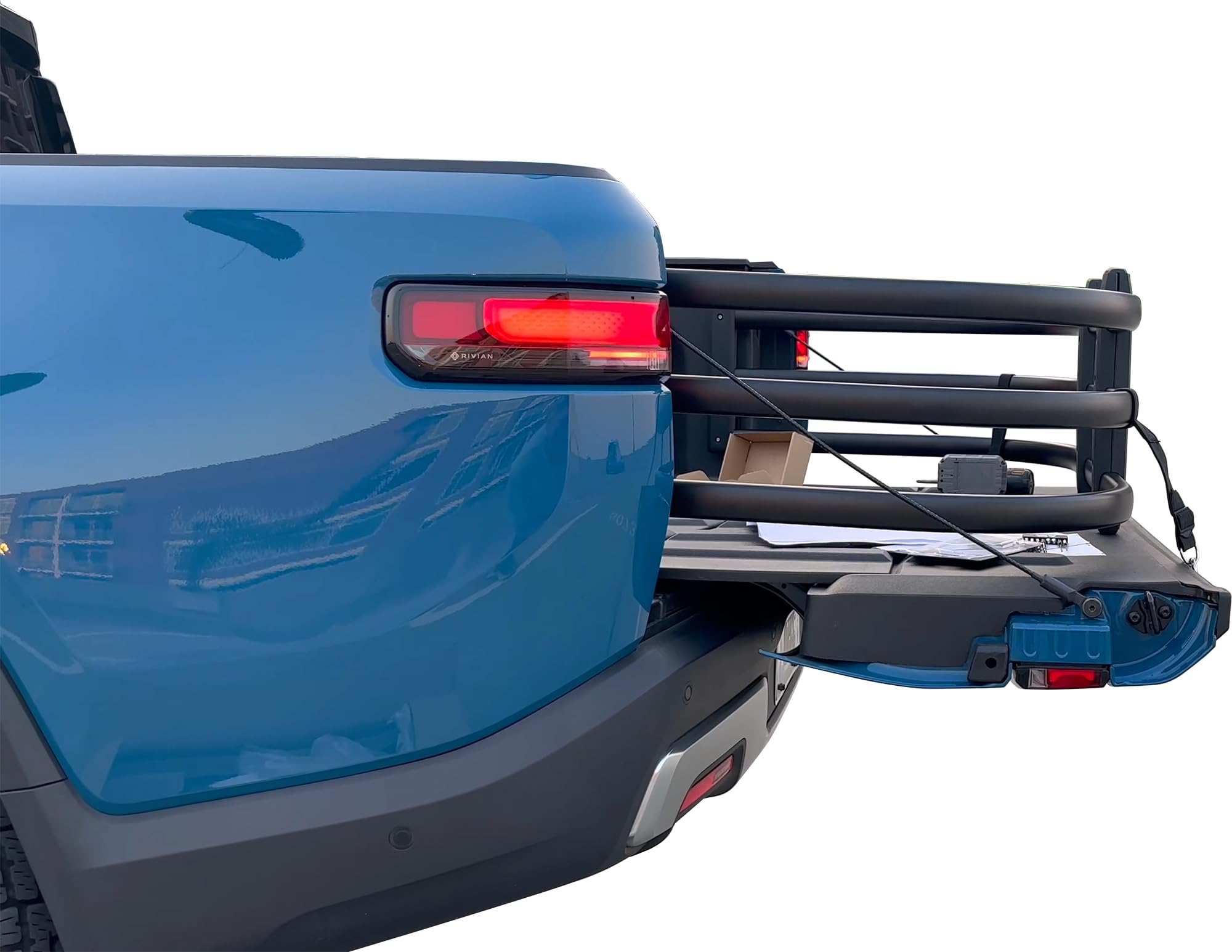 Truck Bed Extender for Rivian R1T 2022