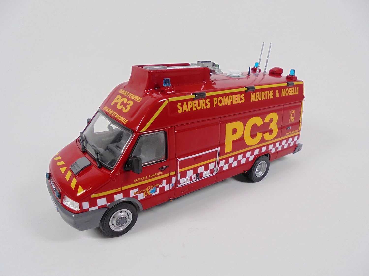 OPO 10 Model car 1:43 Compatible with Fire Truck Iveco Daily Command Post Vehicle Light Firefighter Vehicle Hachette CPL11