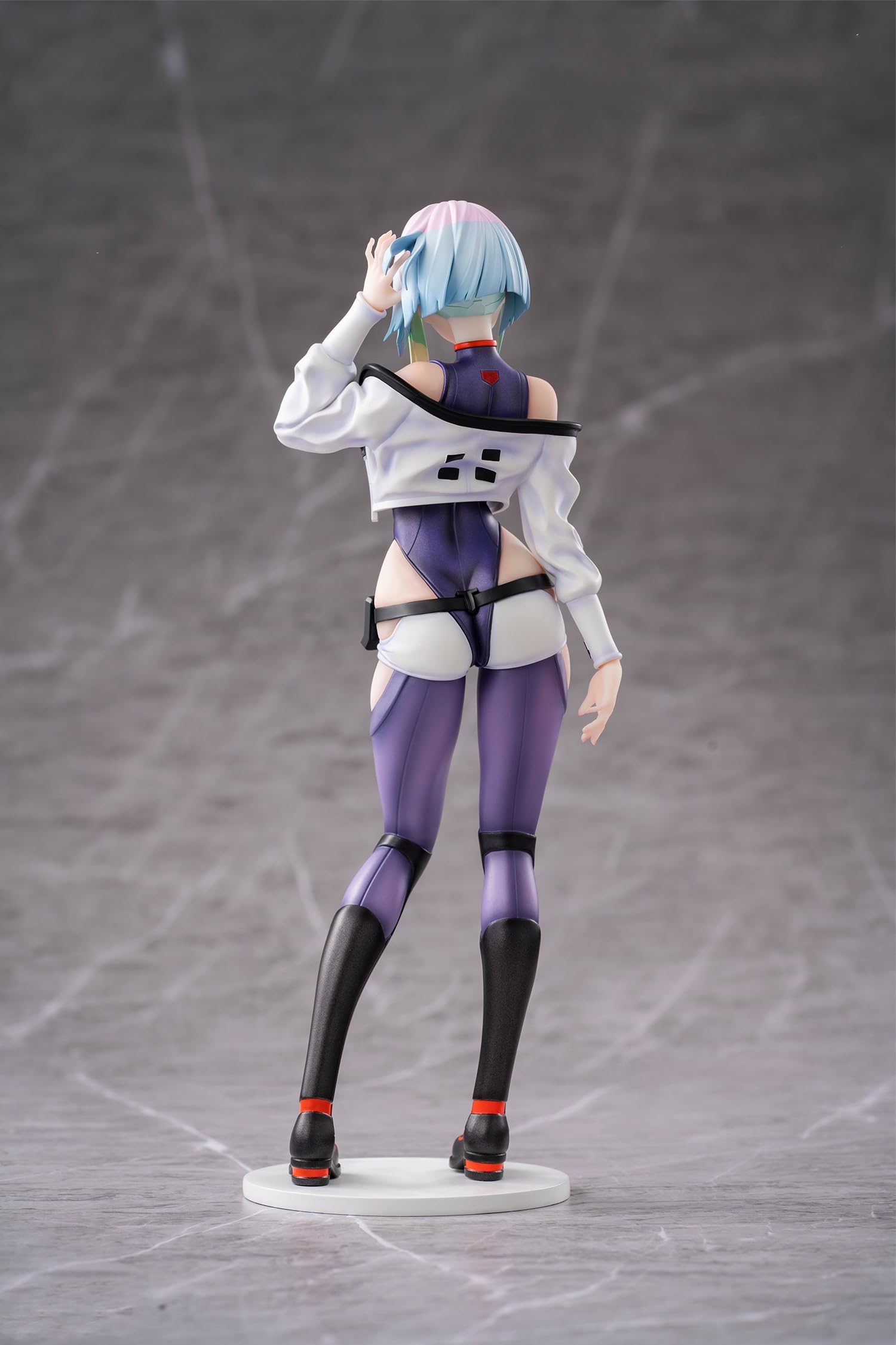 Amazon | 『サイバーパンク エッジランナーズ ルーシー』1/6スケール