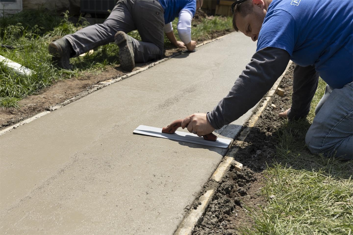 MARSHALLTOWN Concrete Apprentice Tool Kit in Canvas Bag, Includes 6 Concrete Tools, Finishing Trowel, Hand Float, Groover, Edger, Wood Float, Margin Trowel, Made in the USA, CTK2