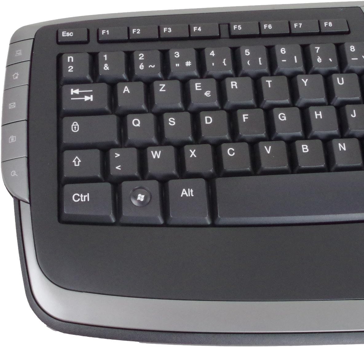 Close-up of the left side of the Grundig 72847 keyboard