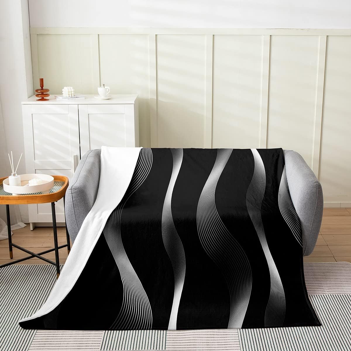 Ombre Striped Blanket Twin Size, Modern Black Grey Geometric Throw Blanket for Home Bed Sofa Couch, Gradient Lines Flannel Blanket, Abstract Curve Fleece Blanket, Soft Cozy All Season