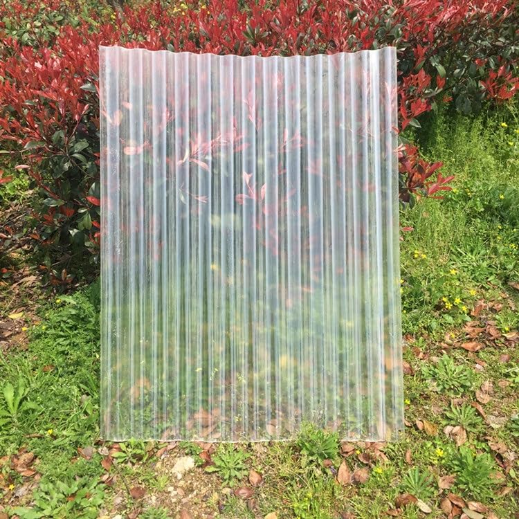 Tôle de toiture transparente facile à couper et plier pour abri