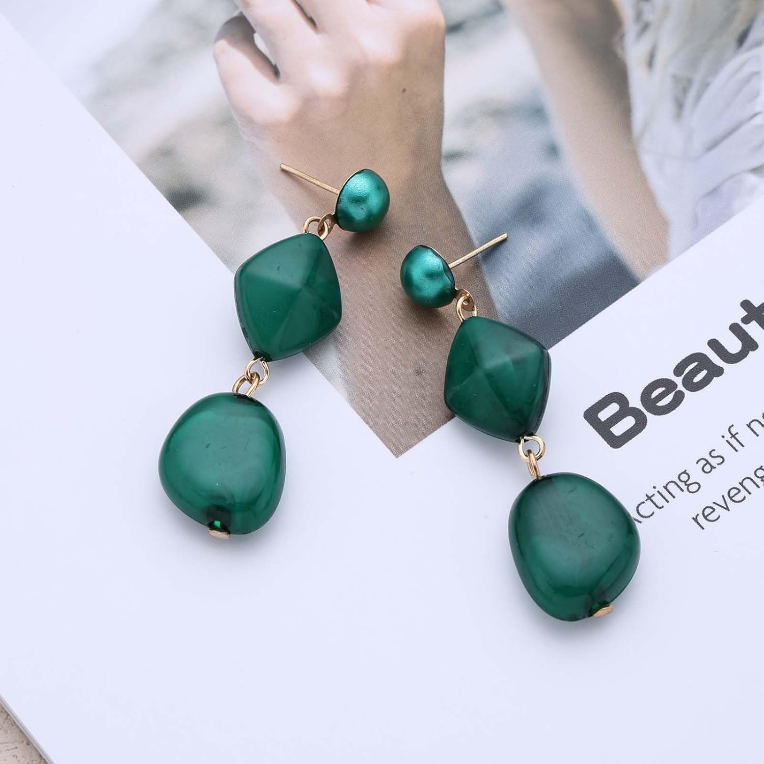 Vintage Geometric Acrylic Drop Earrings Green Irregular Resin Earrings Statement Long Acrylic Earring Round Green Ball Stud Earring Jewelry for Women - Image 7
