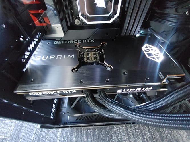 MSI RTX 4090 SUPRIM 水冷グラボ 240mm