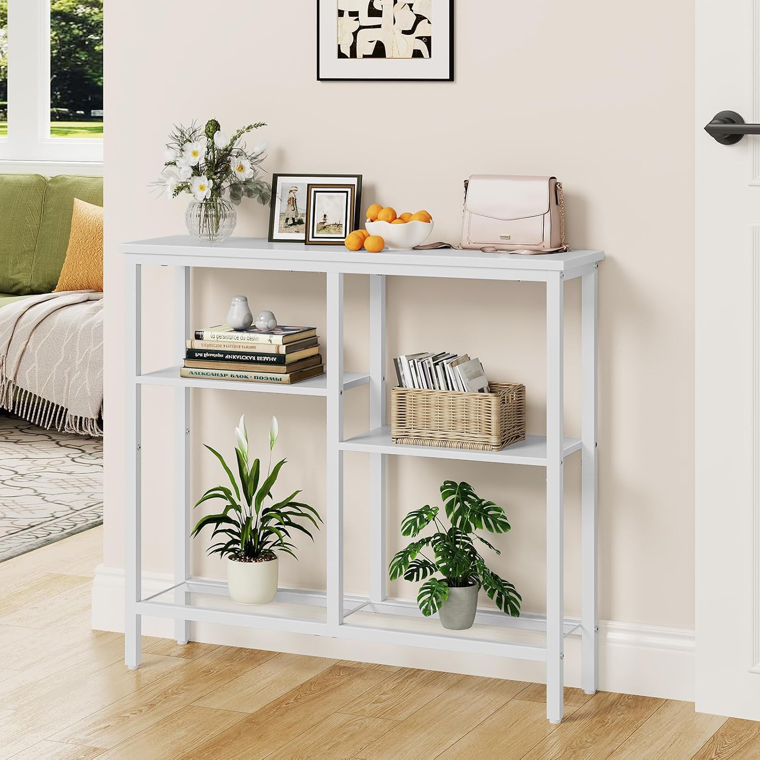 HOOBRO console table in an entryway with decorative items