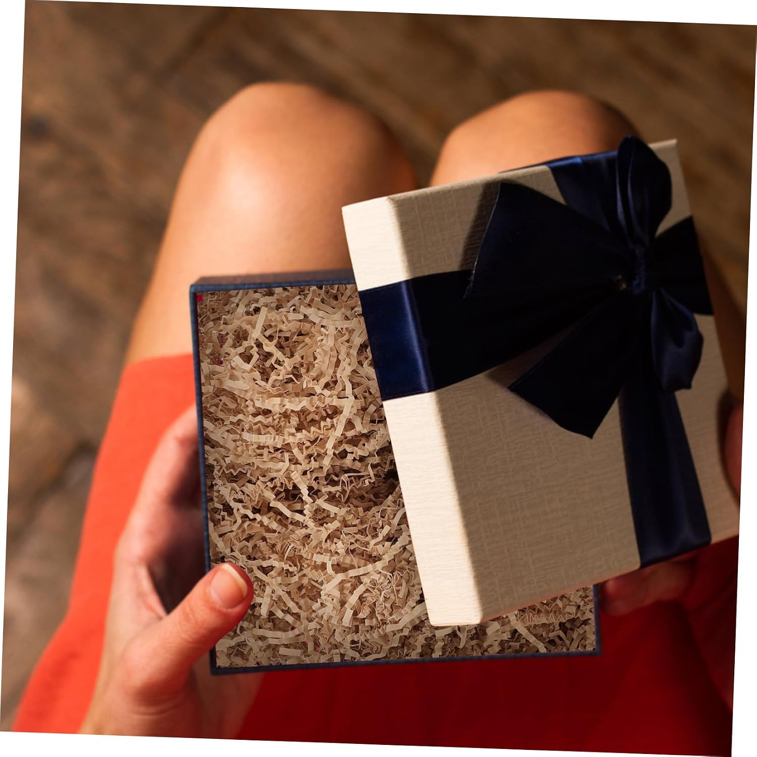 VALICLUD Crinkle Cut Raffia Grass Paper Shred Filler for Basket and Present Box Filling Impact-resistant Kraft Paper Shreds for Christmas Wrapping and Candy Box Decoration