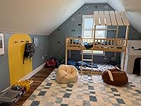 Review Image by Grace Straney